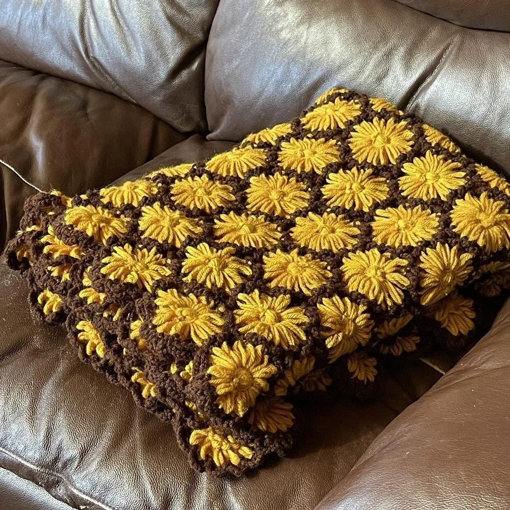 Vintage 70s Crochet Throw 56
